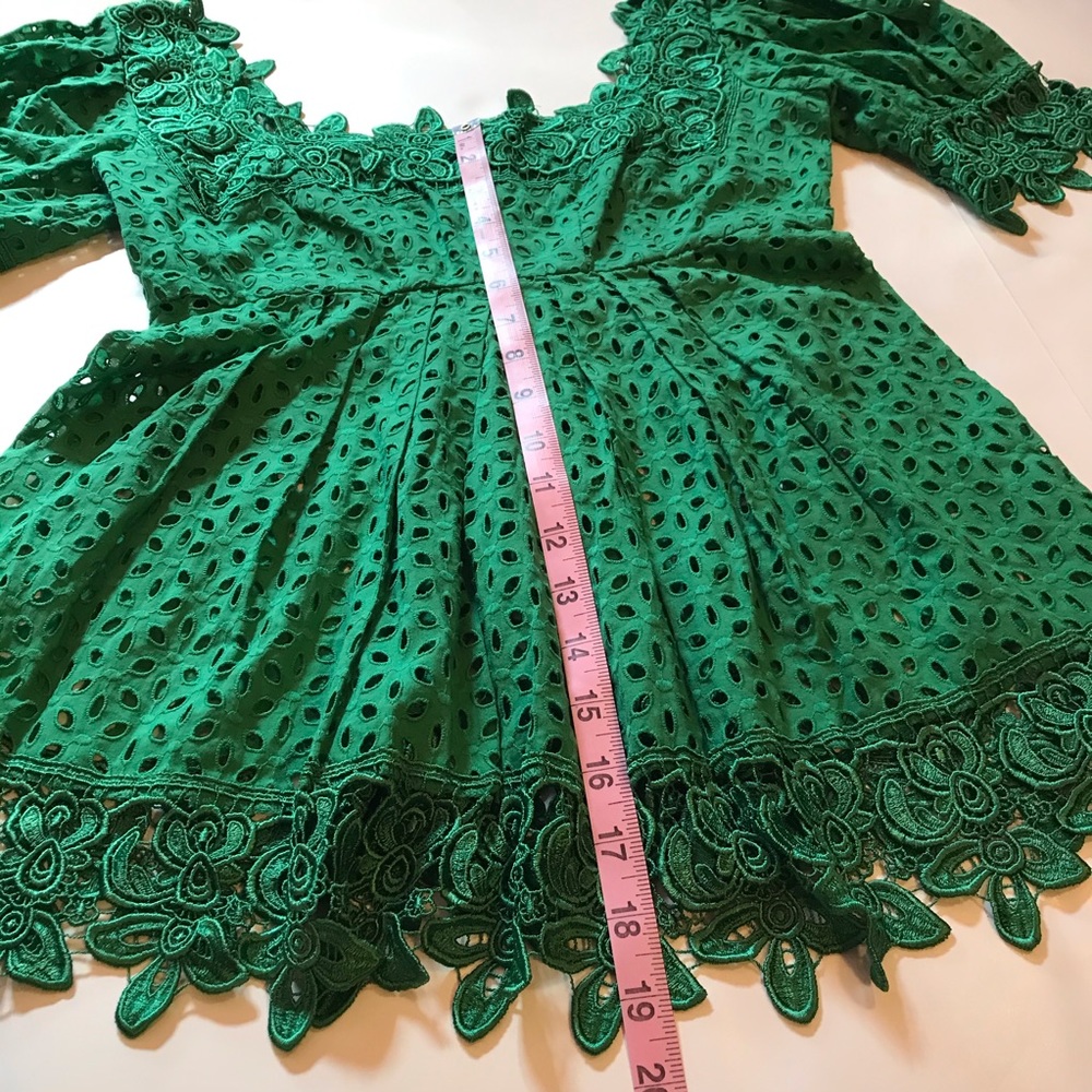 MODA Eyelet Top - Picture 3 of 5